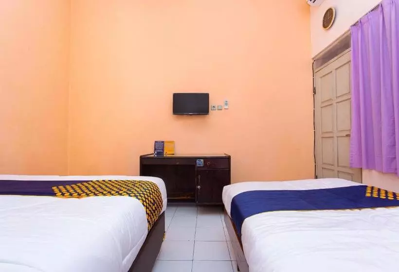 Hotel Spot On 2697 Homy House