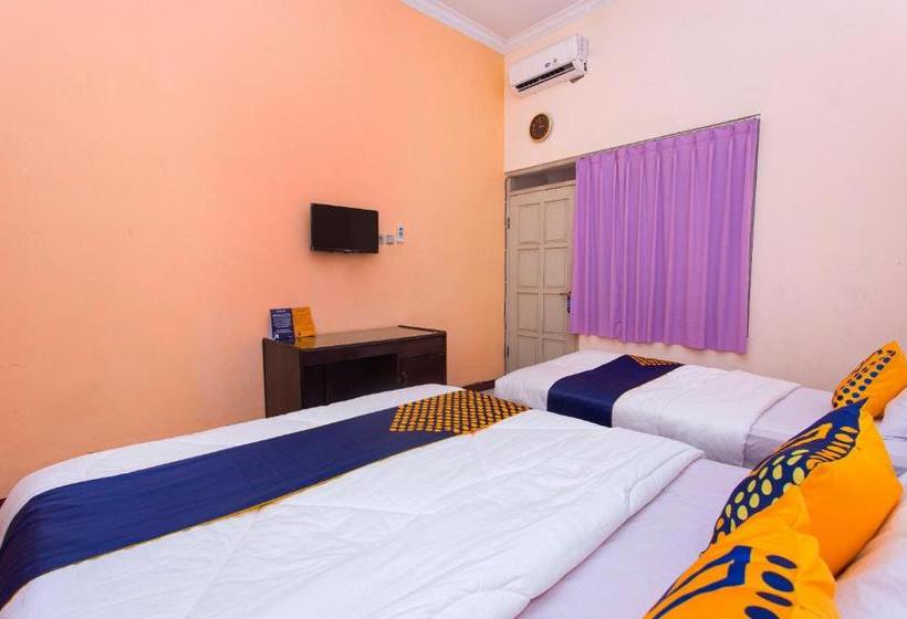 فندق Spot On 2697 Homy House