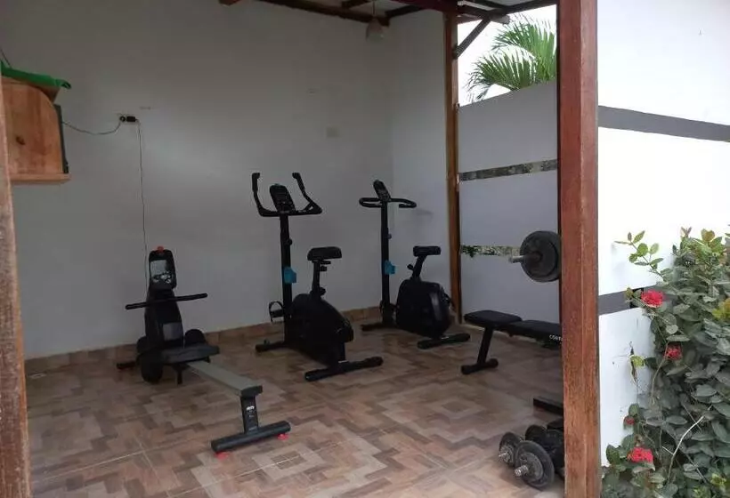 Hotelli El Leon Feliz Palomino