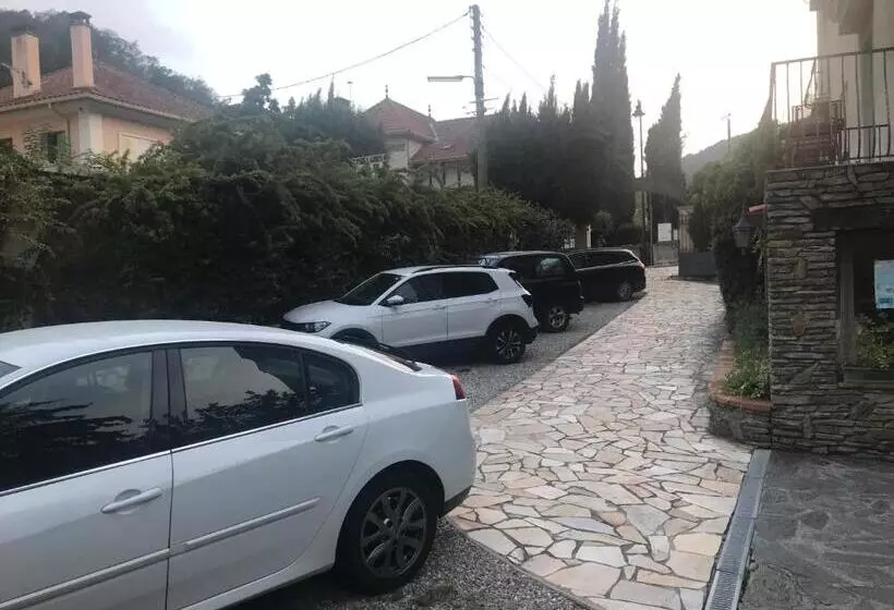 Hotelli Hébergements à La Rive, Accueil Ouvert Tous Les Jours Jusqu à 20h00 Dernier Délai, Depuis 30 Ans ! R