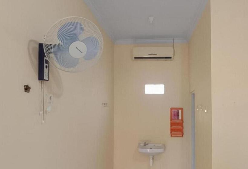 Hotel Kelapa Gading Homestay Syariah Redpartner