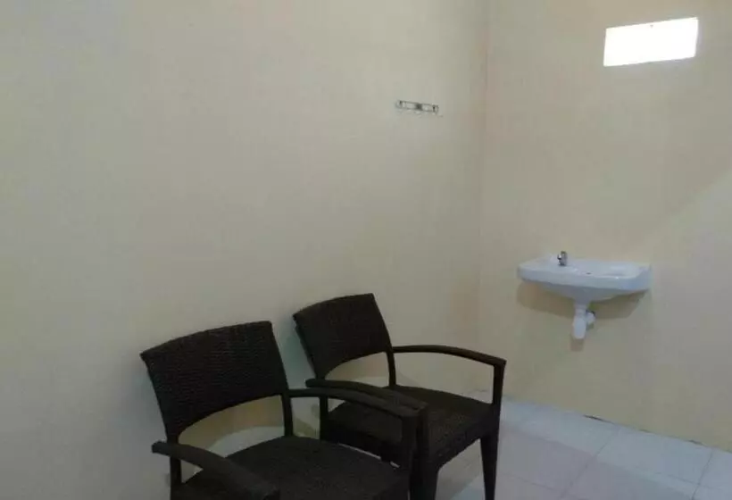 ホテル Kelapa Gading Homestay Syariah Redpartner