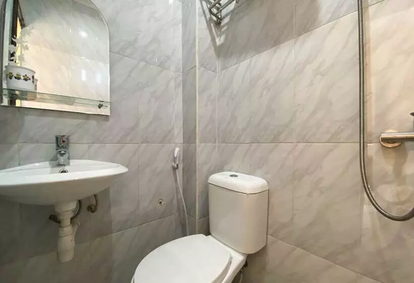 ホテル Oyo 2232 Kelapa Gading Residence