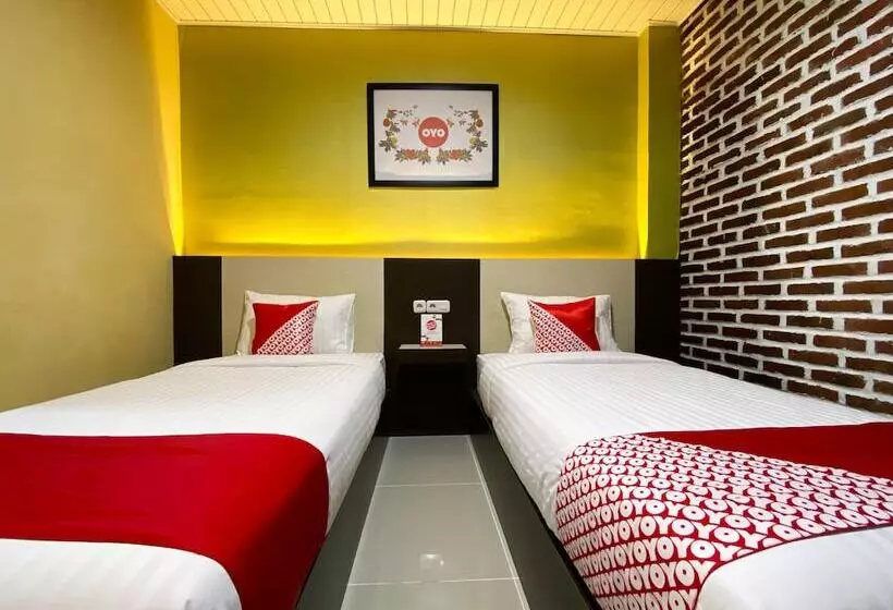 ホテル Oyo 2232 Kelapa Gading Residence