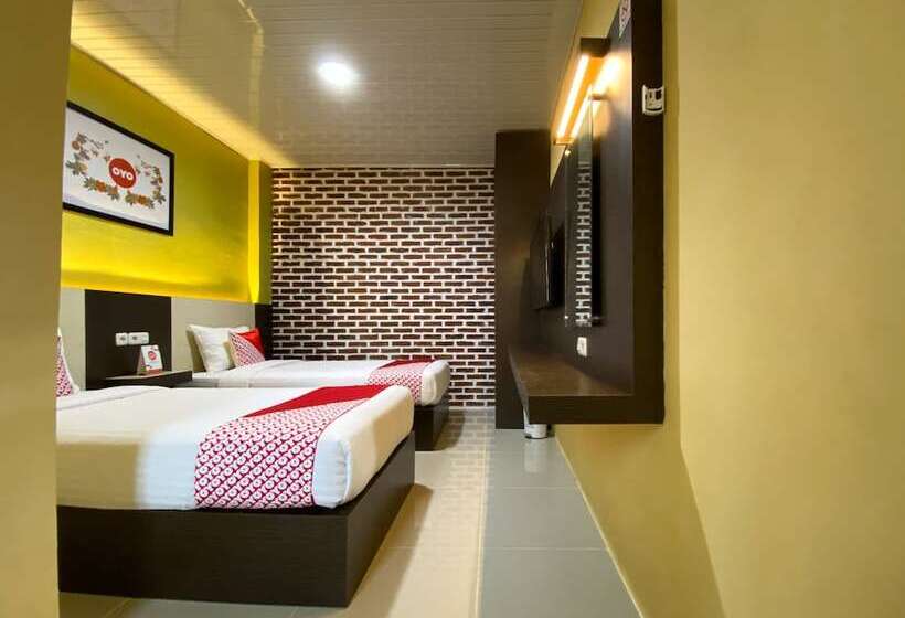 בית מלון כפרי Oyo 2232 Kelapa Gading Residence