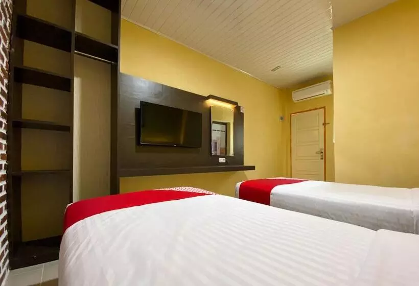 ホテル Oyo 2232 Kelapa Gading Residence