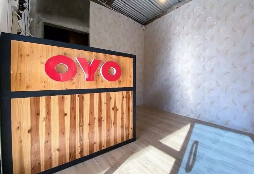 ホテル Oyo 2232 Kelapa Gading Residence