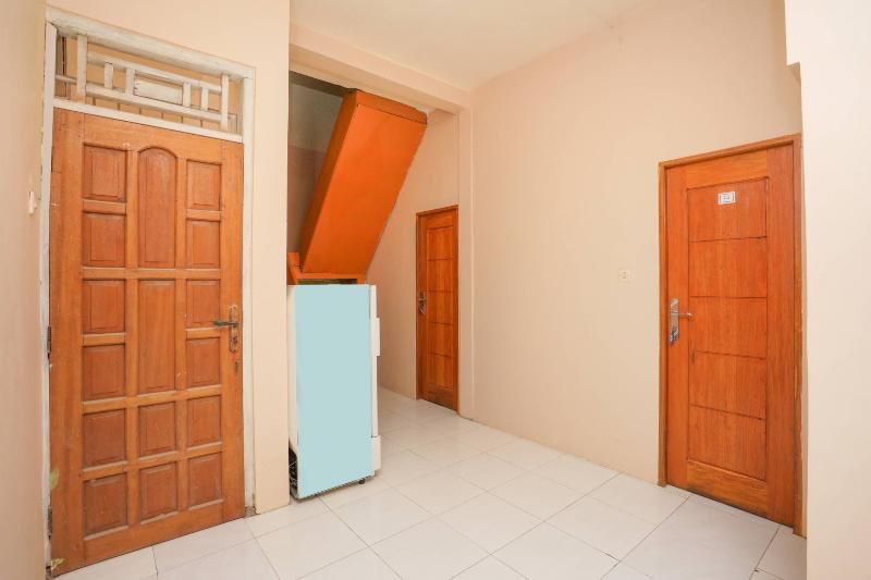 בית מלון כפרי Oyo 2656 Az Zahra Residence Syariah