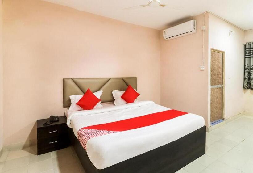 בית מלון כפרי Oyo 47091  Eagle