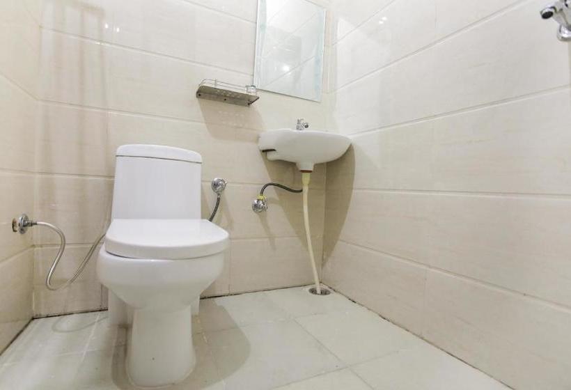 Hotell Oyo 67190 Saurav Villa