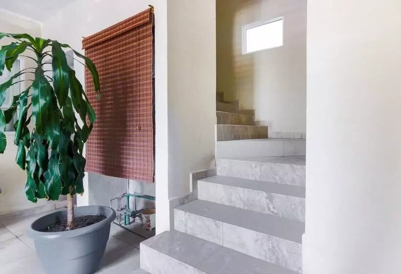 هتل Suites Del Pozo
