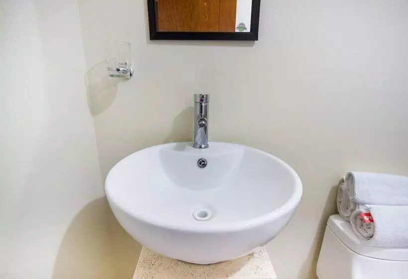هتل Suites Del Pozo