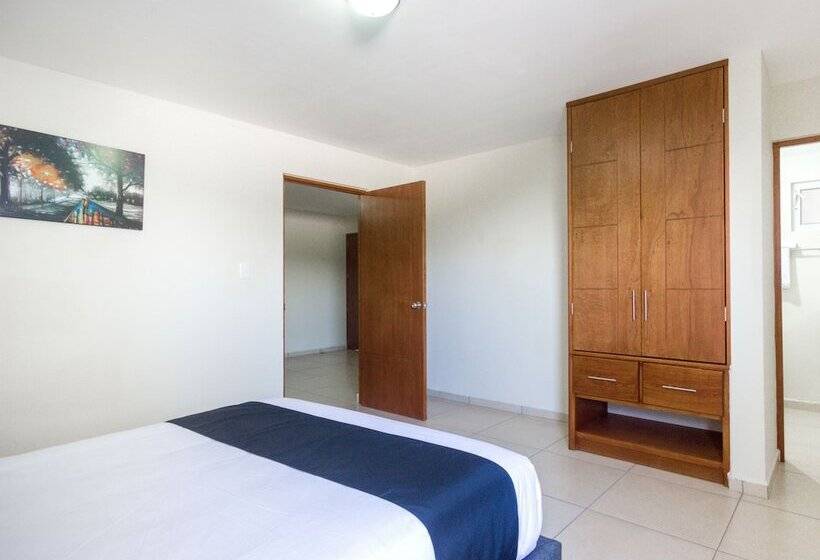 فندق Suites Del Pozo