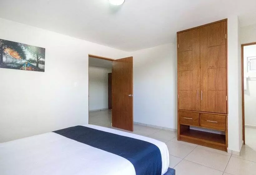 هتل Suites Del Pozo