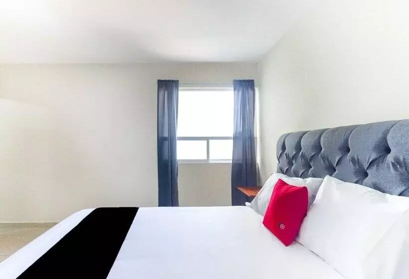 هتل Suites Del Pozo
