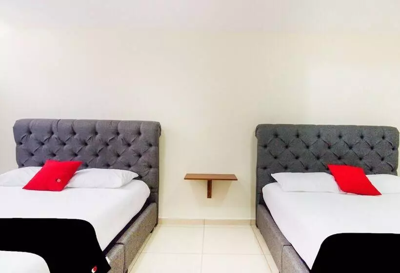 هتل Suites Del Pozo