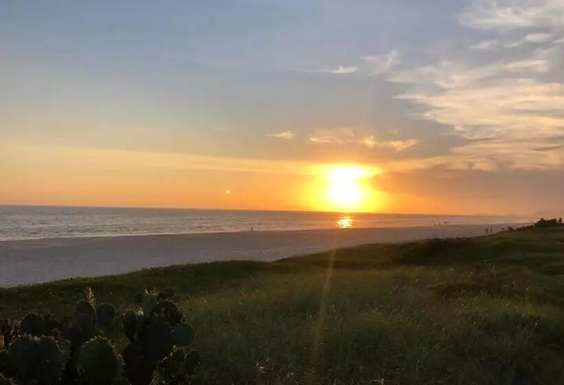 Majatalo Pousada Girassol