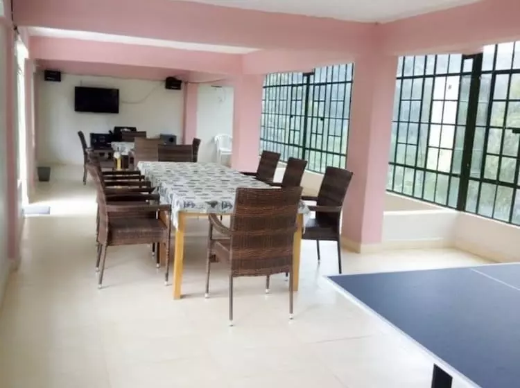 هتل Annabelle Guest House