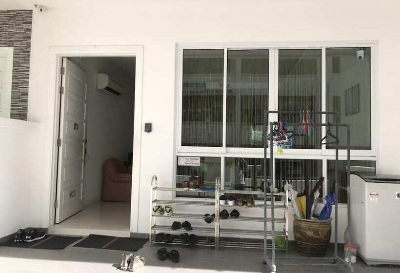 Hotelli Island Hostel