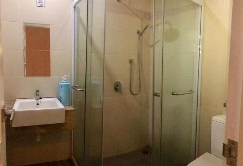 Hotelli Island Hostel