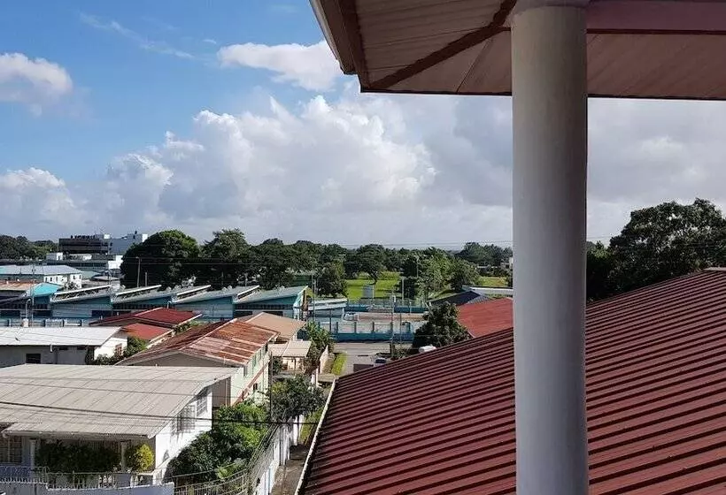 پانسیون Intercity Accommodations