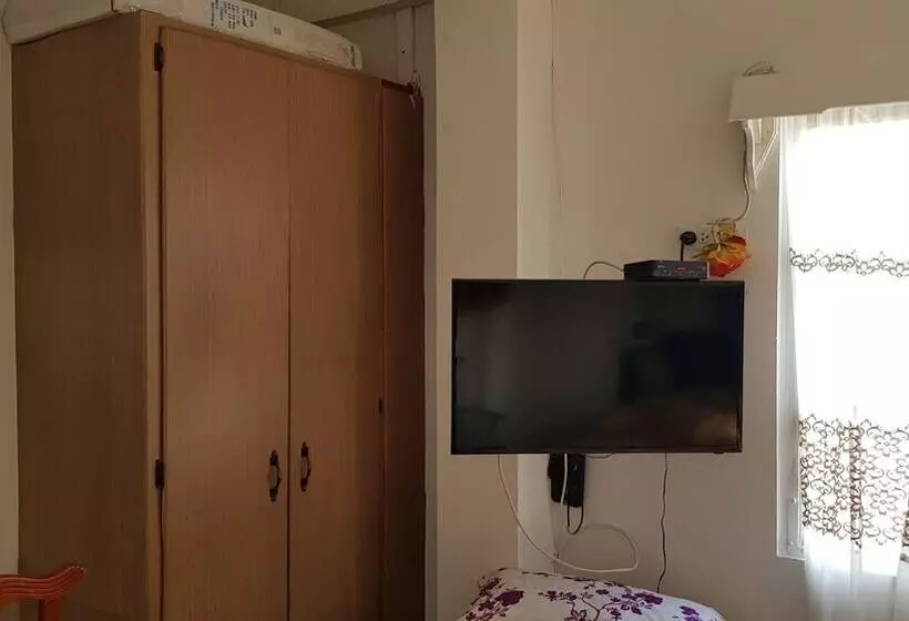 پانسیون Intercity Accommodations