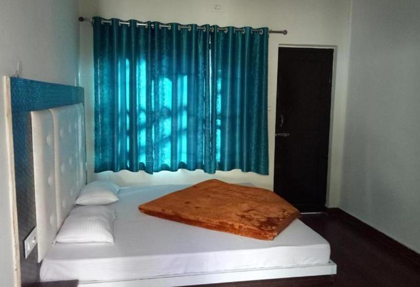 פנסיון Jagdarshan Guest House