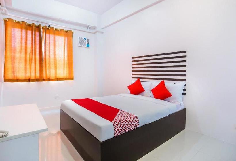 בית מלון כפרי Oyo 505 Jardin Suites