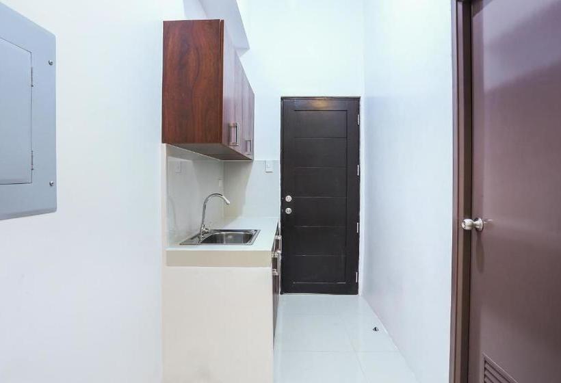 בית מלון כפרי Oyo 505 Jardin Suites