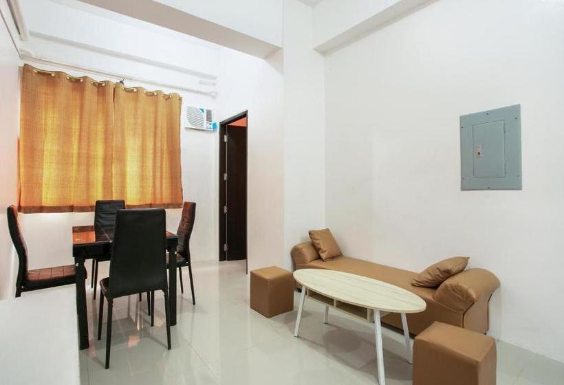 בית מלון כפרי Oyo 505 Jardin Suites