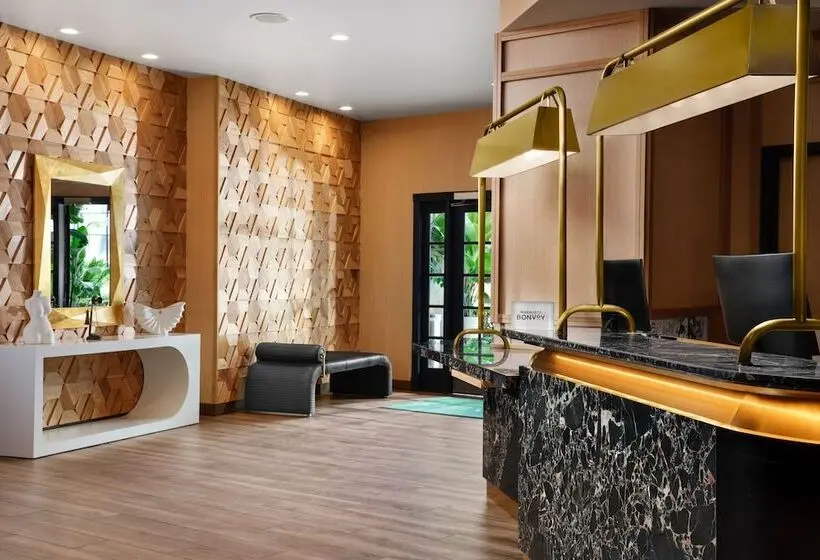 Burton House, Beverly Hills, A Tribute Portfolio Hotel