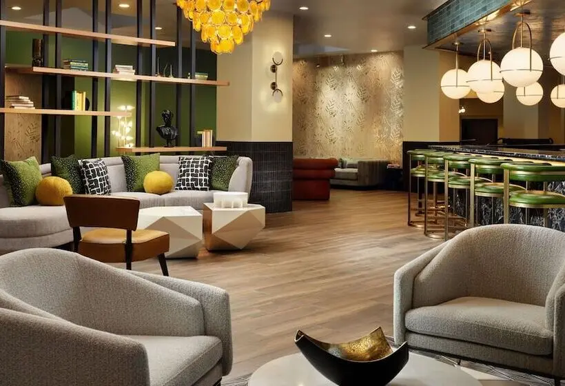 Burton House, Beverly Hills, A Tribute Portfolio Hotel