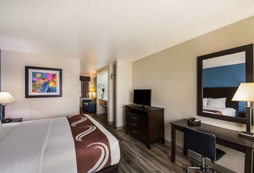 호텔 Quality Inn & Suites Round Rock