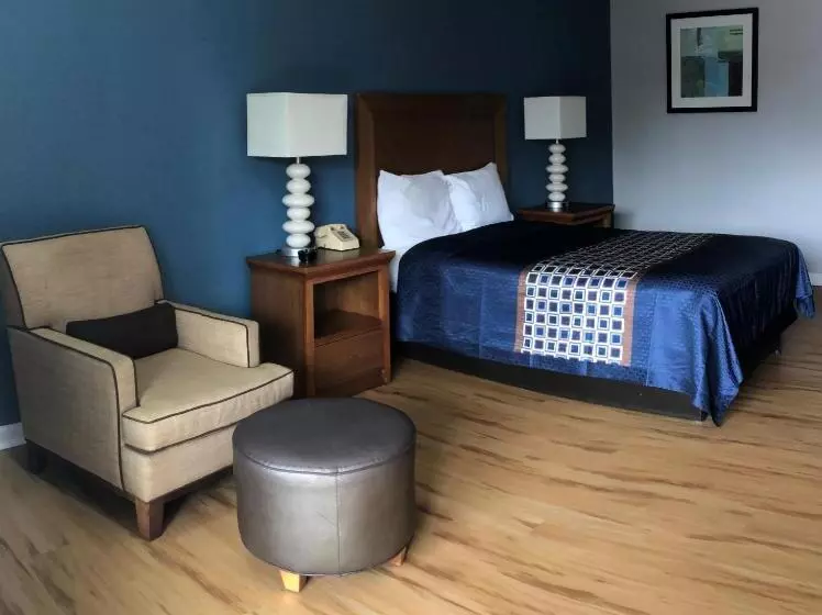 Отель Relax Inn Savannah