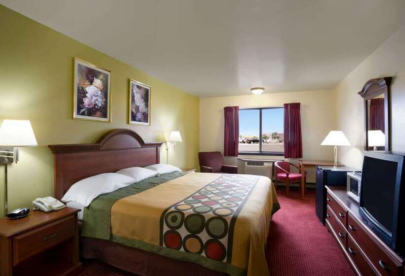 Otel Super 8 By Wyndham Eau Claire Wi