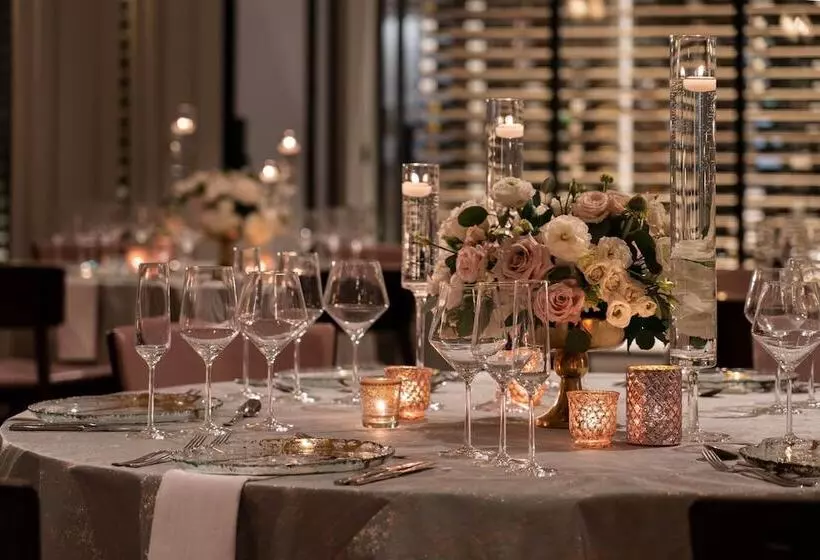 Отель The Ritzcarlton, St. Louis