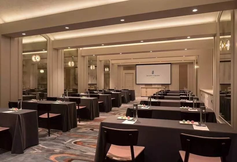 Отель The Ritzcarlton, St. Louis