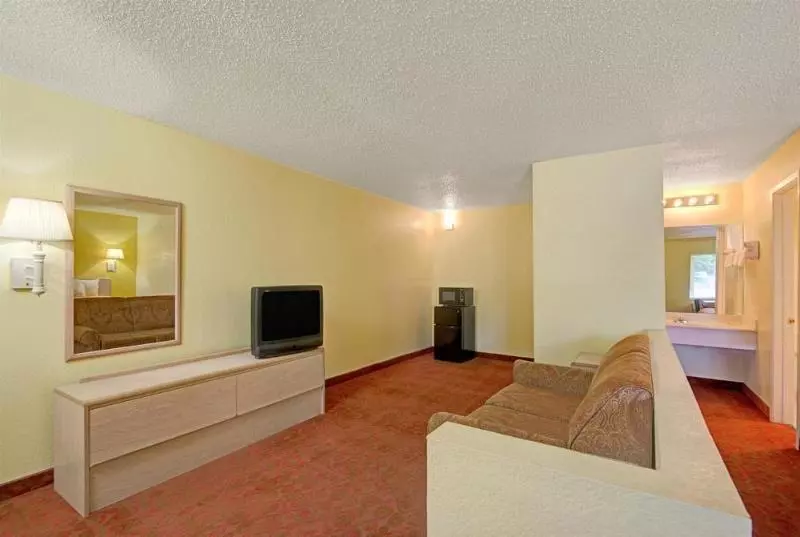 Отель White Rock Inn