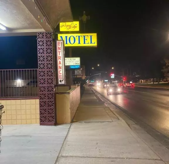 Regalodge Motel