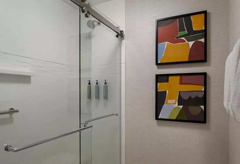 Burton House, Beverly Hills, A Tribute Portfolio Hotel