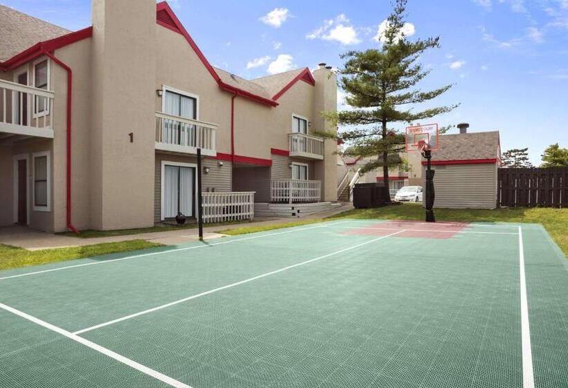 اقامتگاه Affordable Suites Of America Grand Rapids