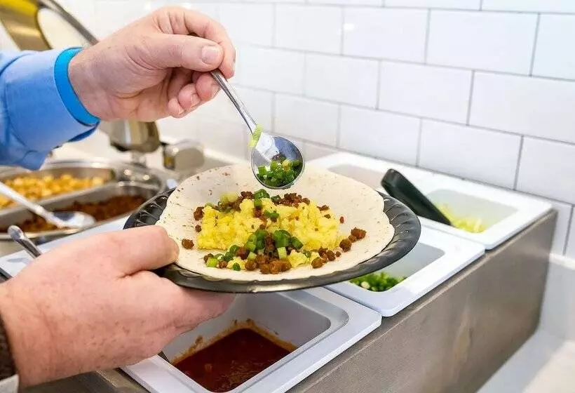 اقامتگاه Sonesta Es Suites Annapolis