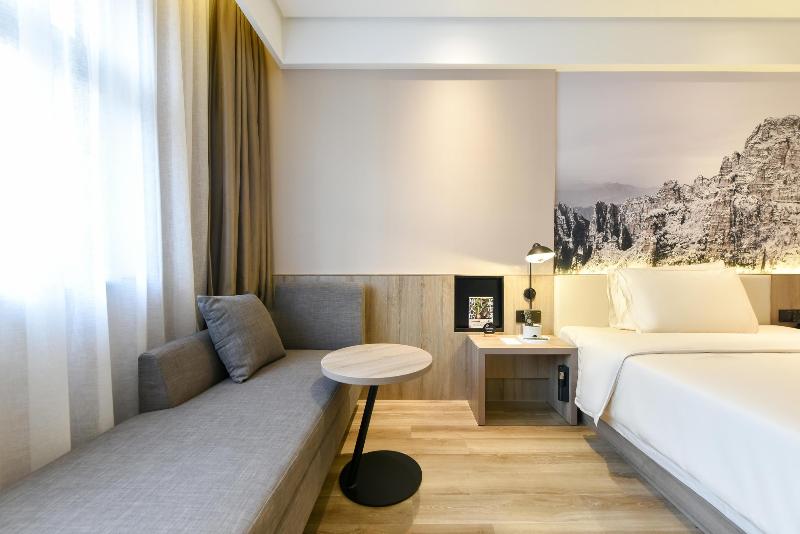 Atour Hotel Tianjin Binhai International Airport