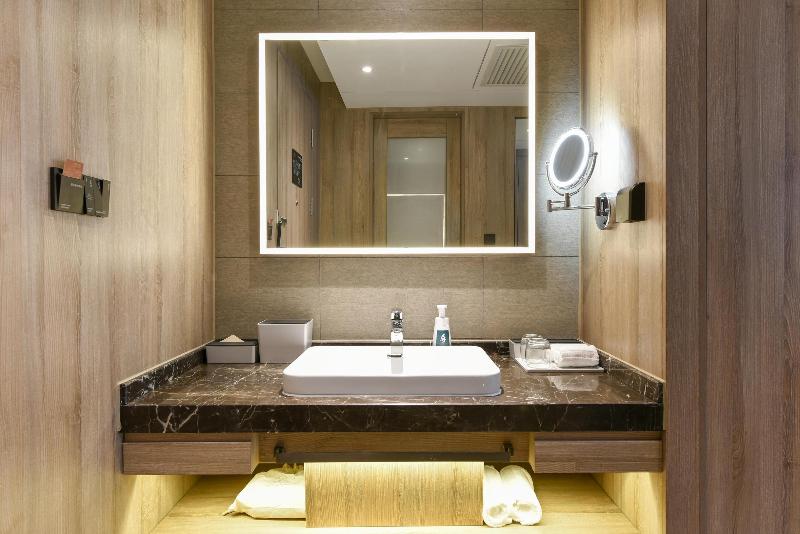 Atour Hotel Tianjin Binhai International Airport