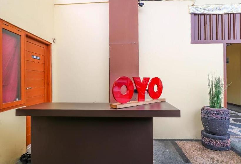 Hotel Dewi Uma House