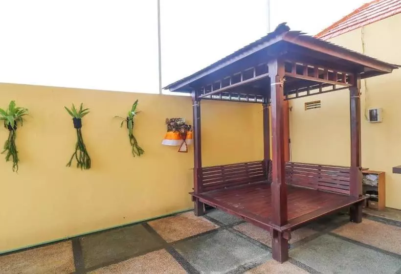 ホテル Dewi Uma House