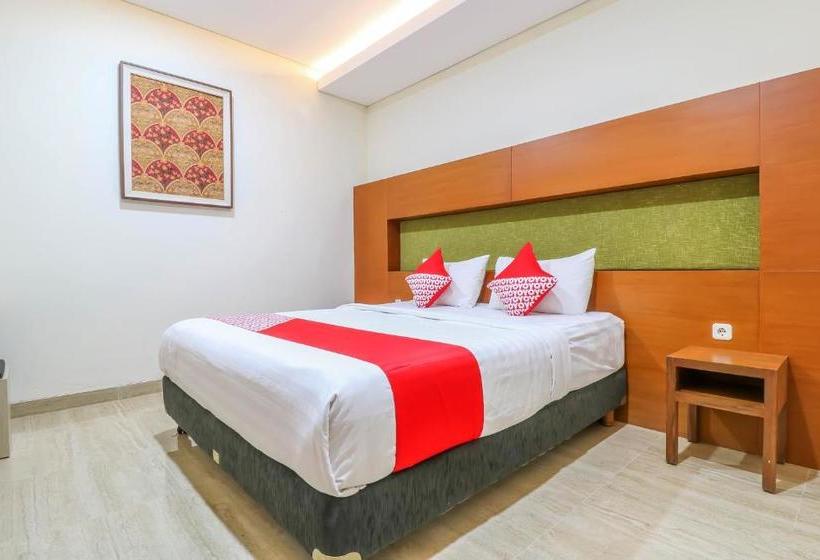 Hotel Dewi Uma House