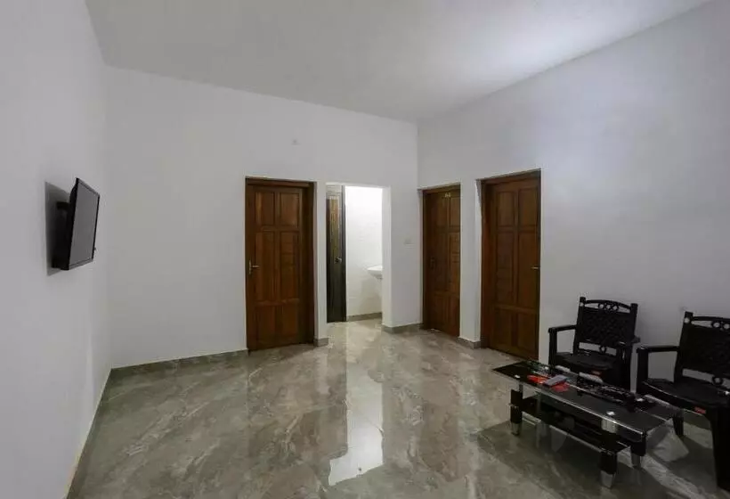 ホテル Oyo 65082 Al Ameen Residency