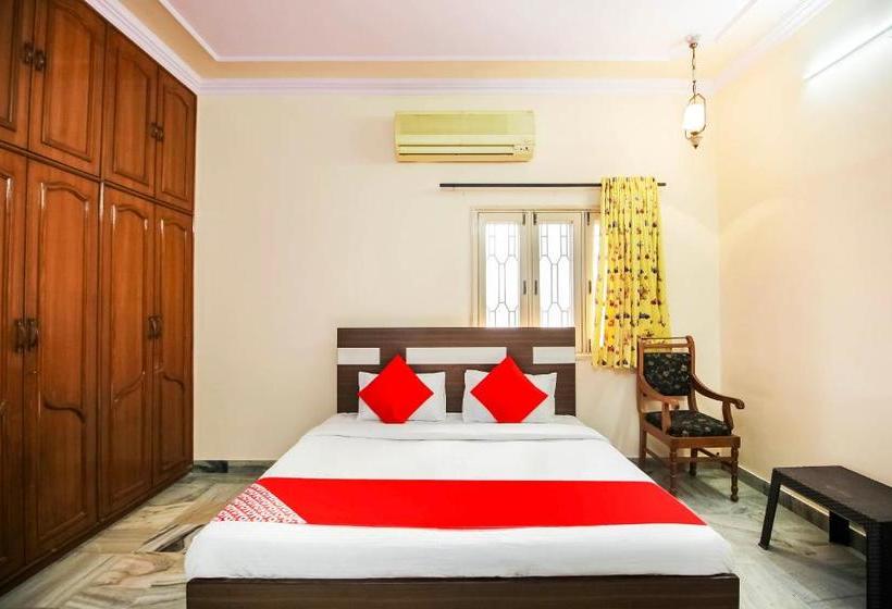 هتل Fabexpress Raj Megh