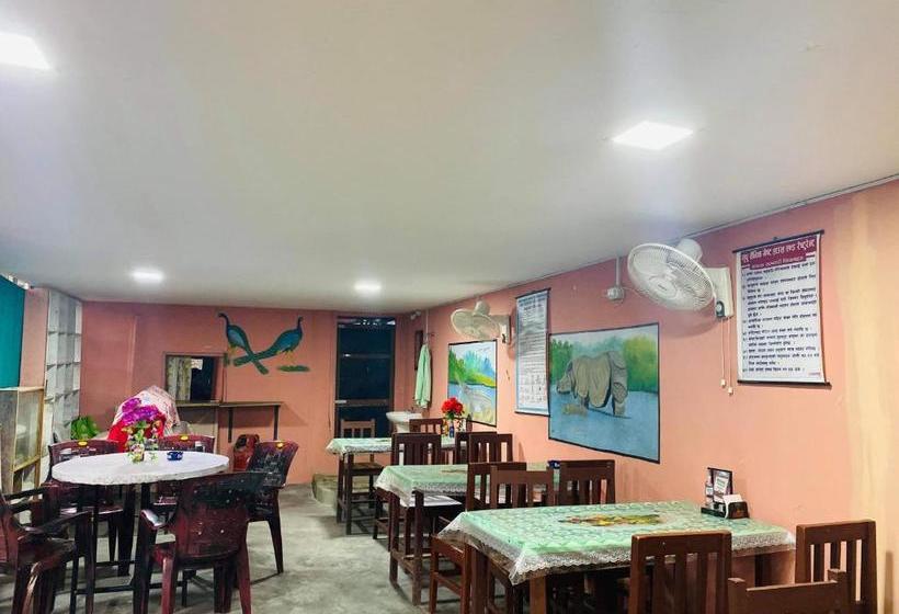 پانسیون Bhupusainik